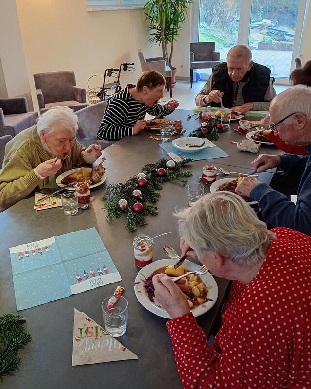 Brambor pflegedienstleistungen betreutes wohnen ostrau weihnachten gemeinsame Zeit