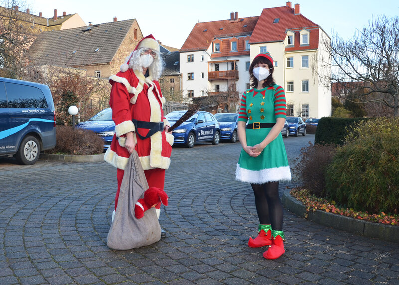 Brambor Pflegedienst Rosswein Team Weihnachten Elfe und Weihnachtsmann dankbar