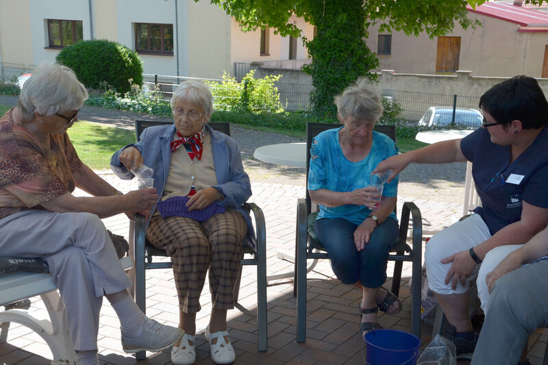 brambor pflegedienst tagespflege rosswein aktivierung senioren kreativ sensibilisierung