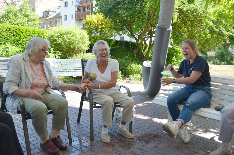 brambor pflegedienst tagespflege rosswein aktivierung senioren beschäftigung