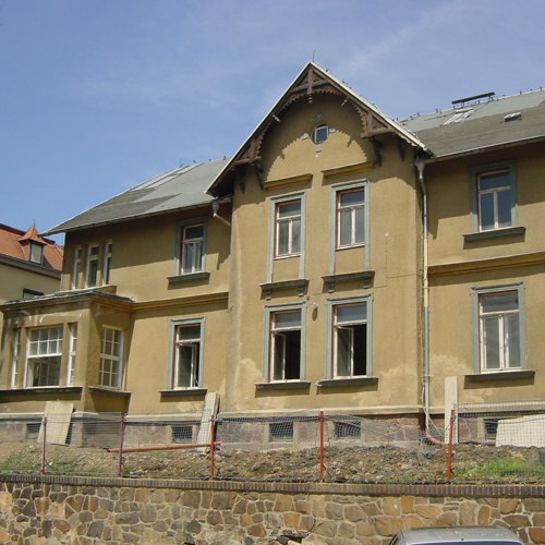 Die spätere Villa „Zum Rüderpark“ im Jahr 2002 vor der Sanierung