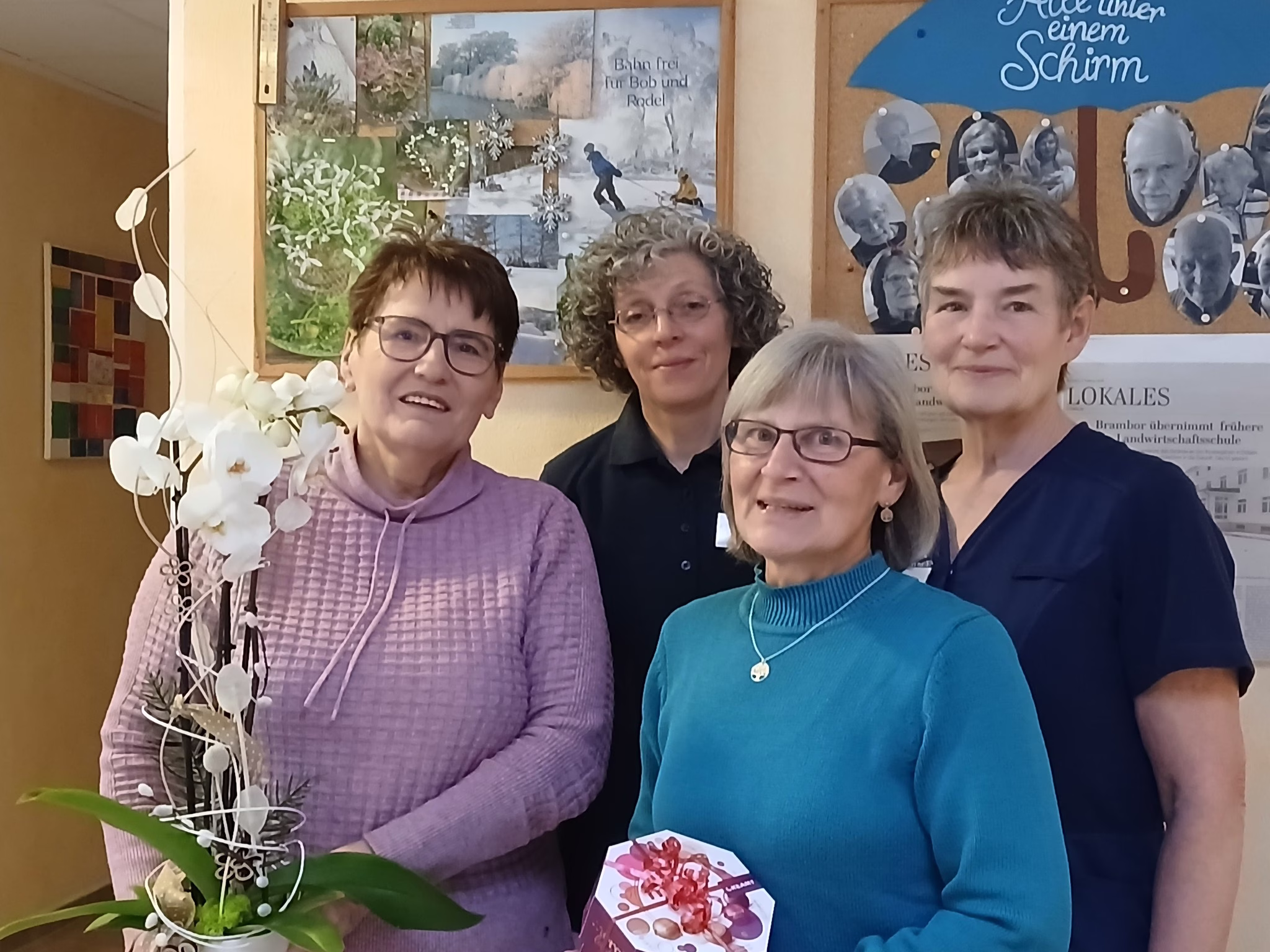 Treffen ehemaliger Mitarbeitender zum 20-jährigen Jubiläum der Demenzwohngruppe