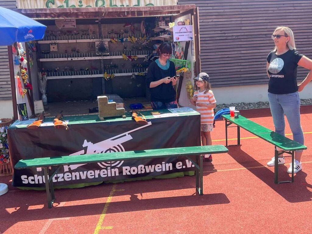 Foto zum Beitrag „Sommerfest im Roßweiner Stadion“: sommerfest rsv vereine sportschützen