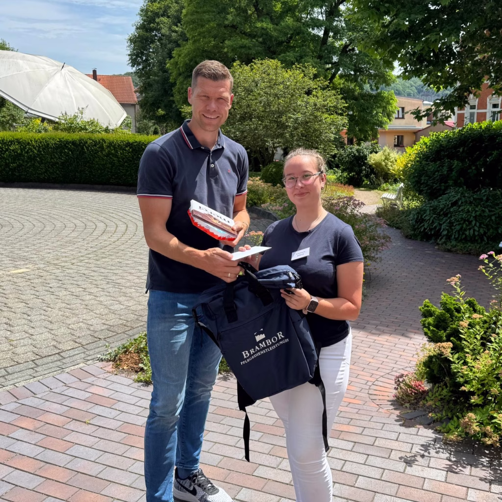 Verabschiedung von Praktikantin Joleene, Foto 3