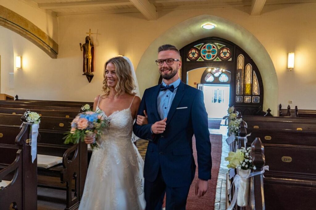 Foto zum Beitrag „Traumhochzeit beim Pflegedienst Brambor“: hochzeit benjamin und franziska braut franziska und richard