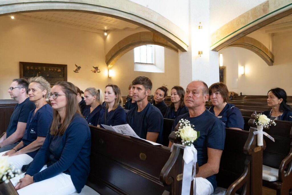 Foto zum Beitrag „Traumhochzeit beim Pflegedienst Brambor“: hochzeit benjamin und franziska bramborianer