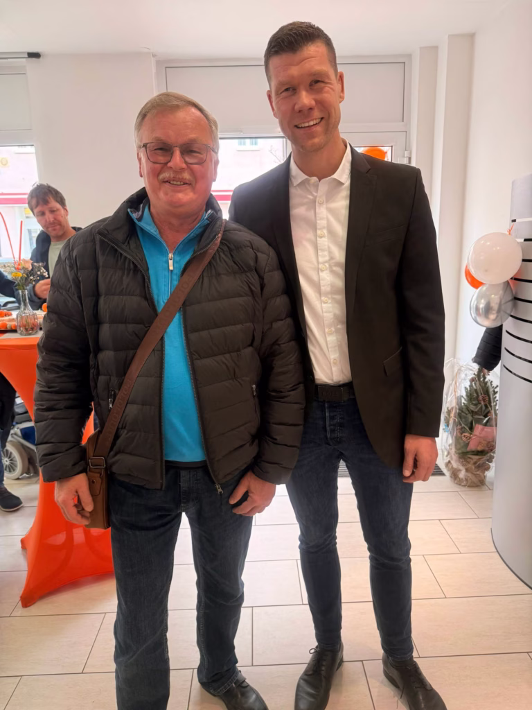 Eröffnung des Fahrdienstes Brambor, Foto 42