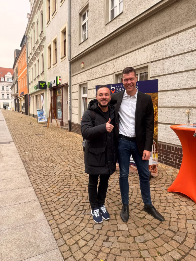Eröffnung des Fahrdienstes Brambor, Foto 57