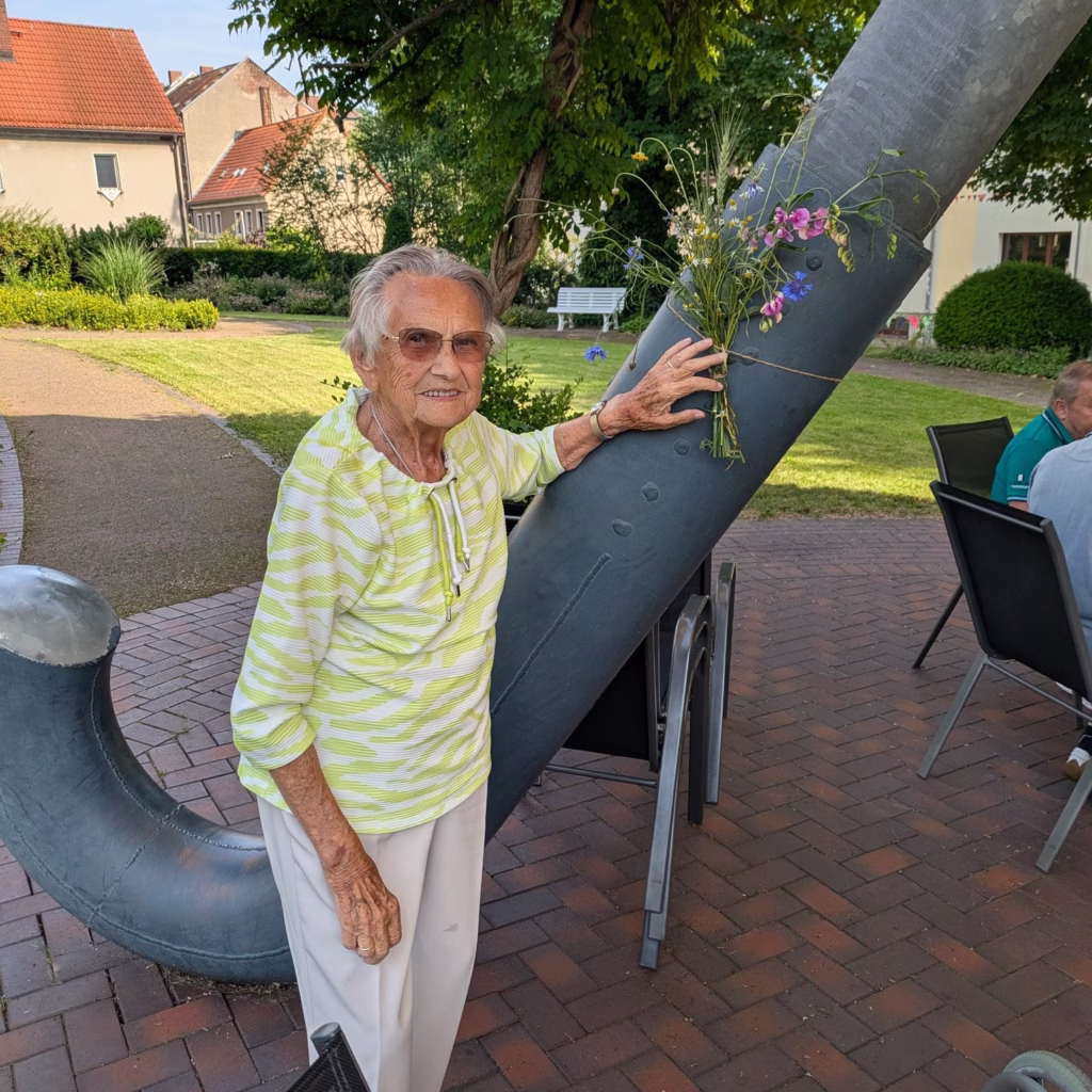 Blumen binden im Freien, Foto 2