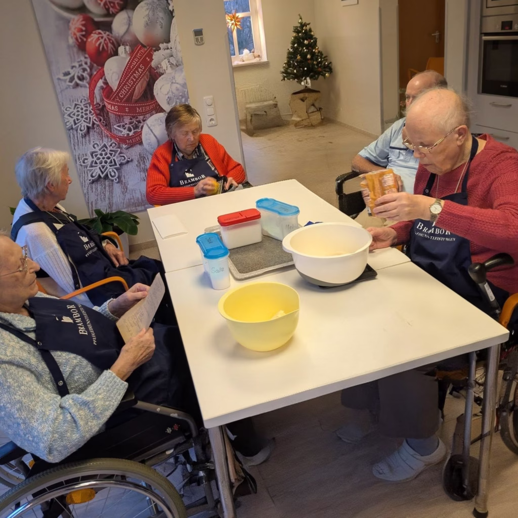 Adventsbasteln und Stollen in der Kurzzeitpflege, Foto 2