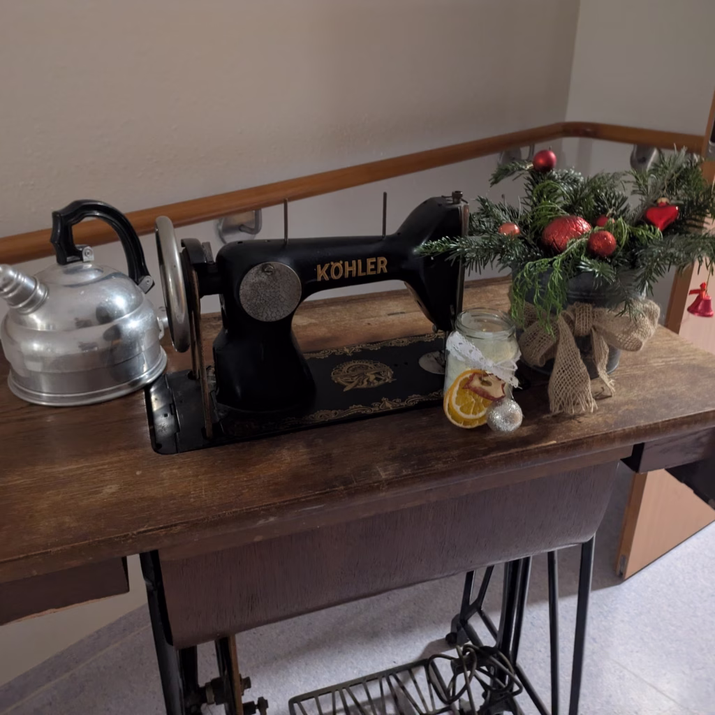 Adventsbasteln und Stollen in der Kurzzeitpflege, Foto 3