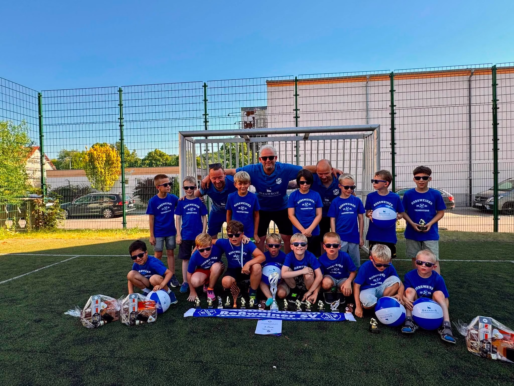 Sponsoring mit Sommerfeeling für die F-Jugend des RSV