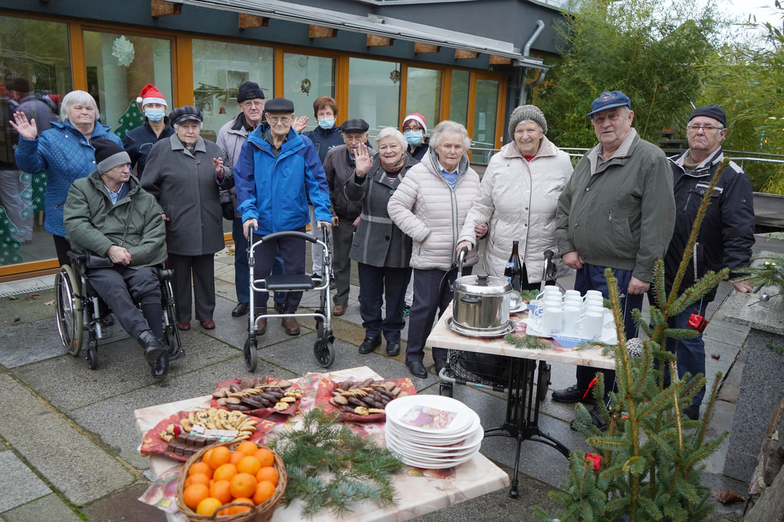 Weihnachtsmarkt-Flair in der Tagespflege