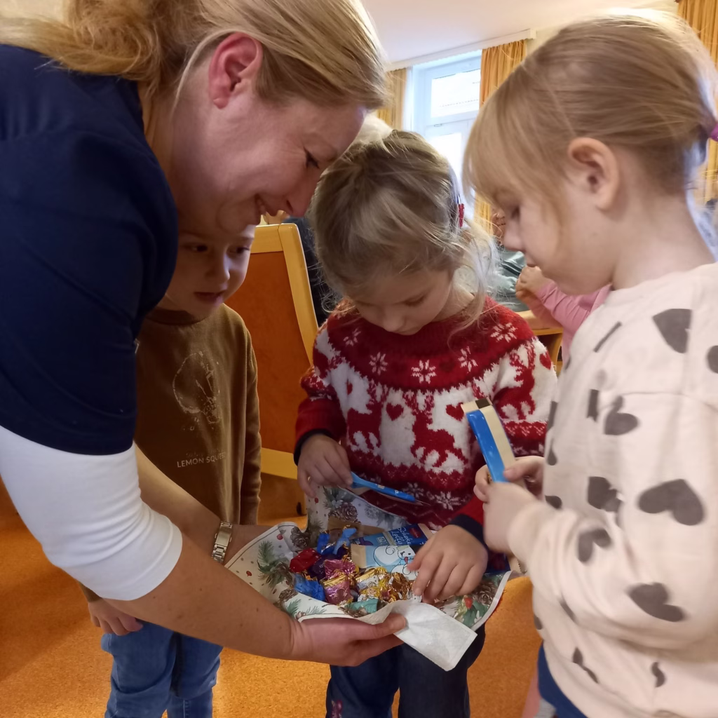 Besuch des Kindergartens Bussi Bär, Foto 5