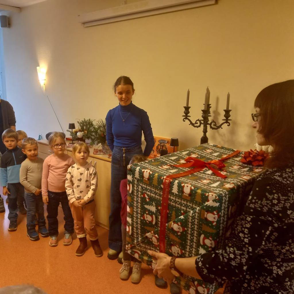 Besuch des Kindergartens Bussi Bär, Foto 6
